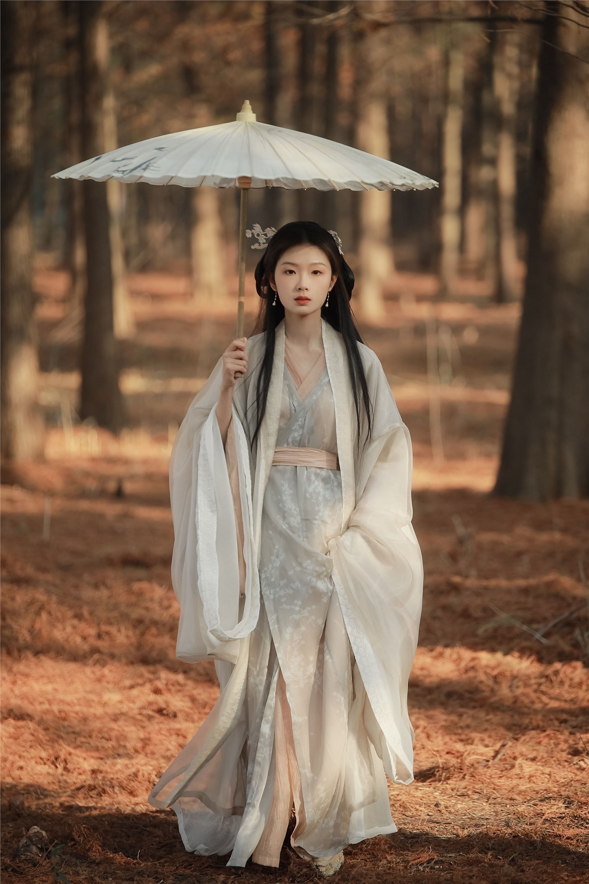 YITUYU艺图语 2025.01.28 叹秋 溱溱